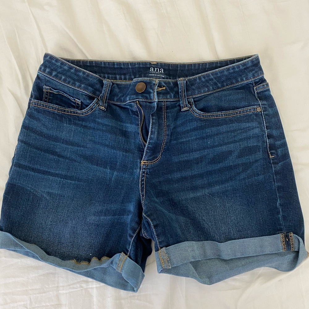 High Waisted Size 8 Denim Shorts